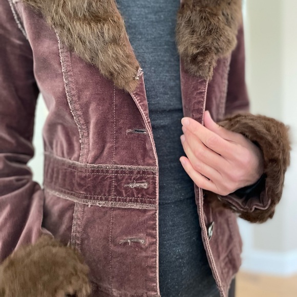 Twill Twenty Two Brown Utility Jacket with Faux Fur Trim - Picture 5 of 6
